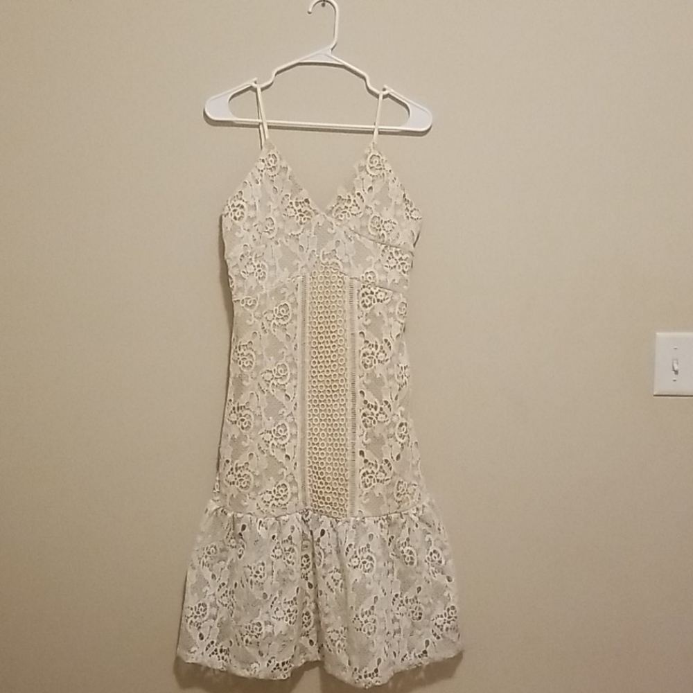 Romeo & Juliet Couture Lace Trumpet Dress